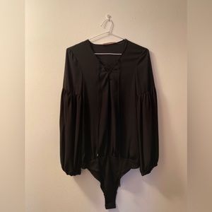 Bodysuit v cut long sleeve Zara size M